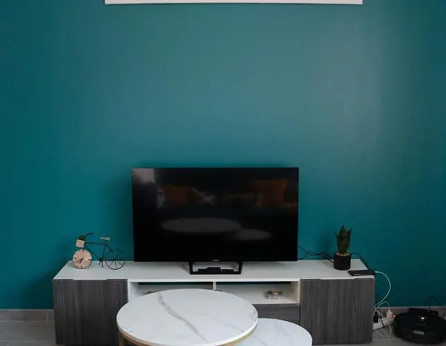 Le Paradis Bleu * Lourdes